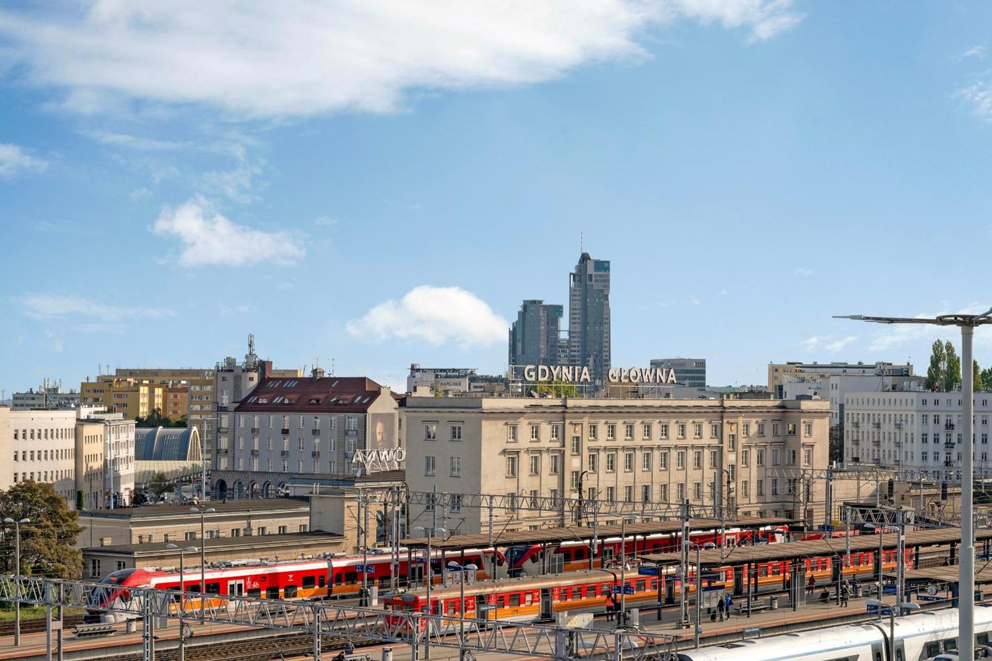Gdynia Stacja 24/7 Apartment Luaran gambar
